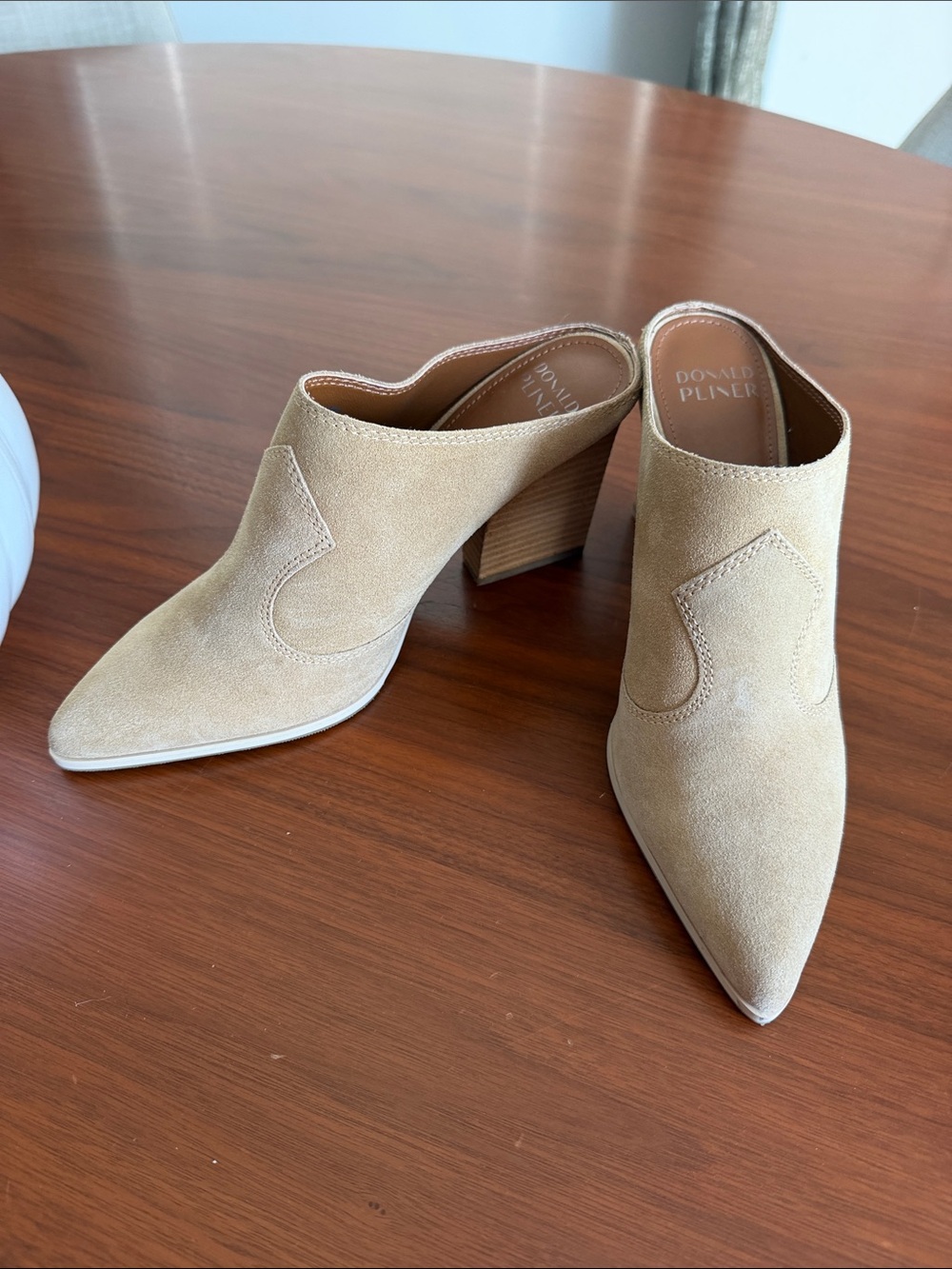 Donald J. Pliner Tan genuine suede Pointed-Toe Mule Heels